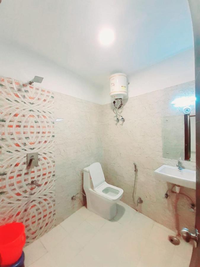 Hotel The Westend Green 뉴델리 외부 사진