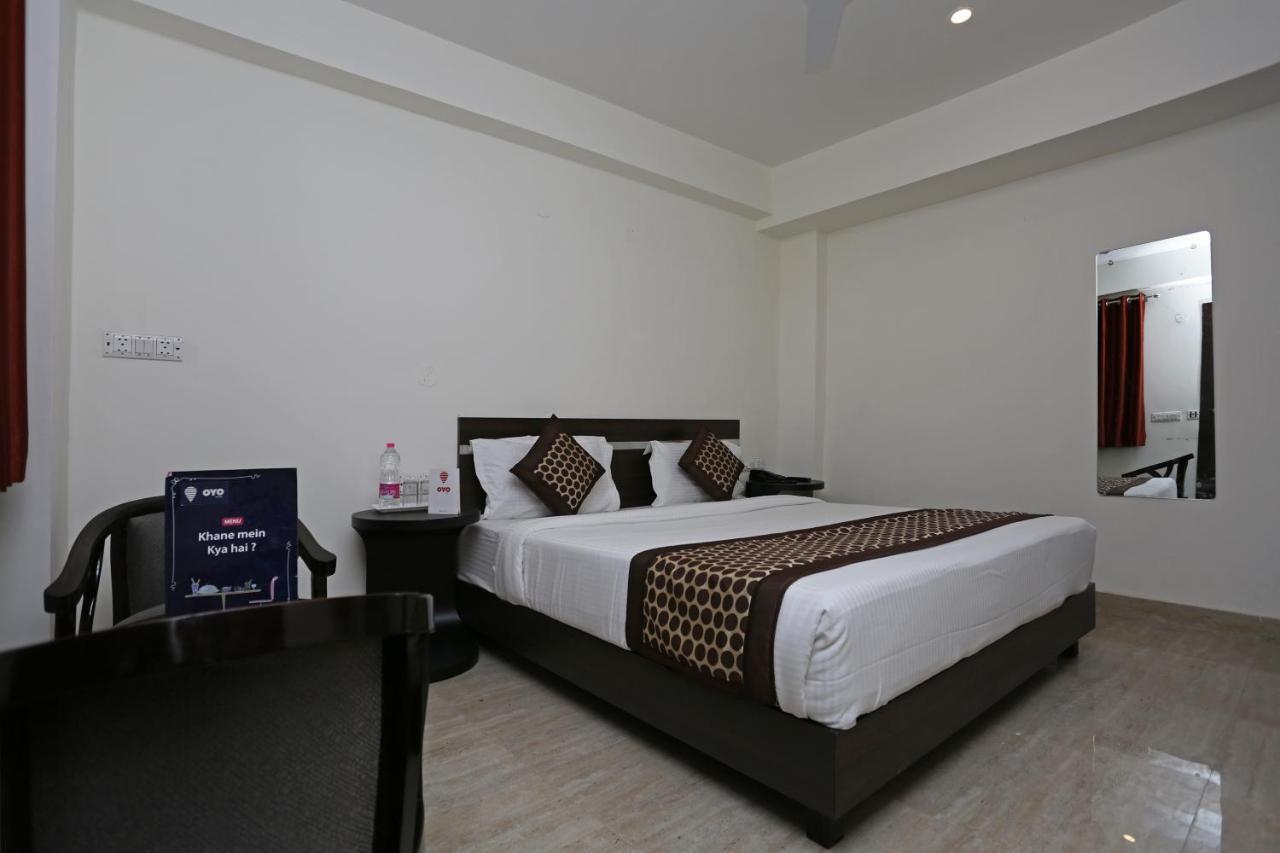 Hotel The Westend Green 뉴델리 외부 사진