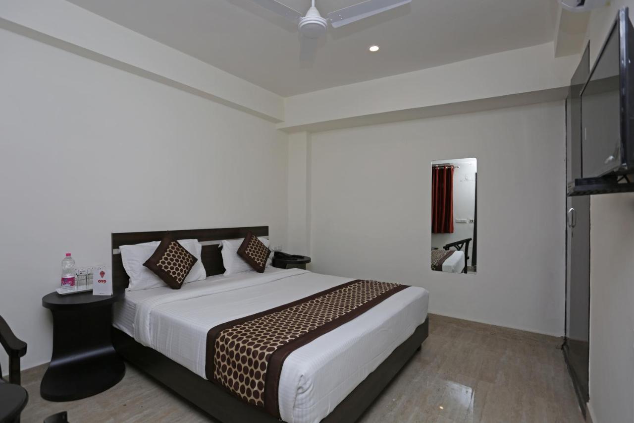 Hotel The Westend Green 뉴델리 외부 사진