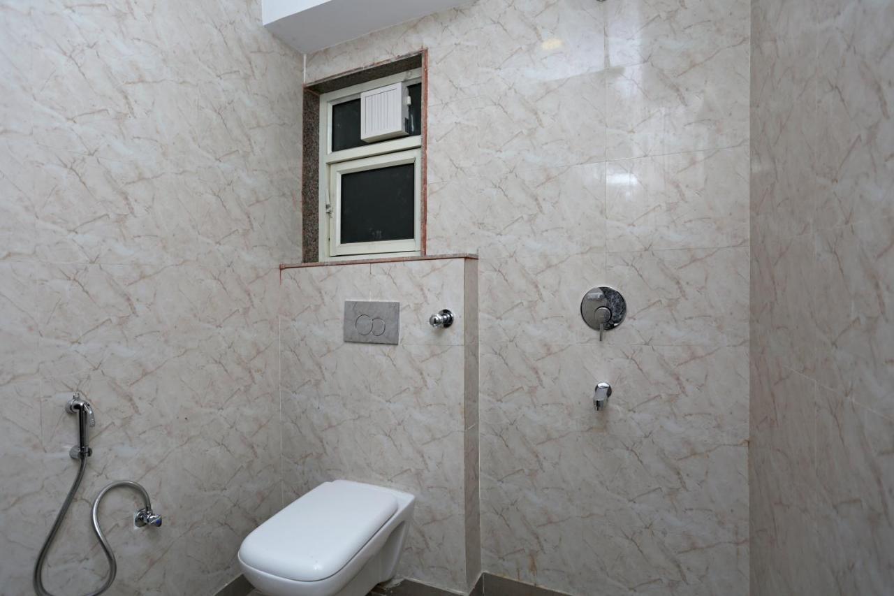 Hotel The Westend Green 뉴델리 외부 사진